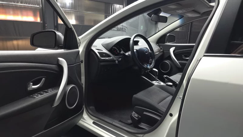 Renault SM3