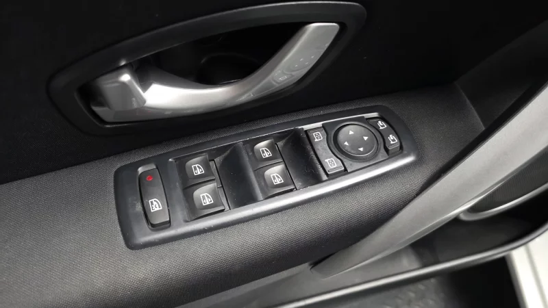 Renault SM3