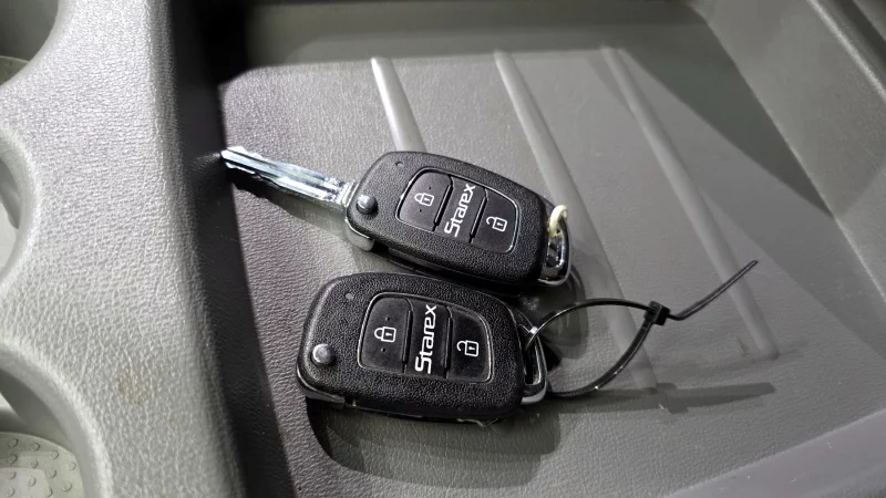 Hyundai Grand Starex