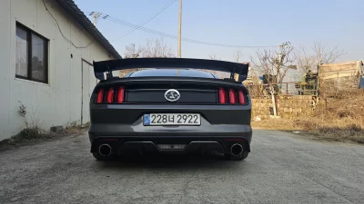 Ford MUSTANG