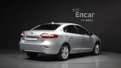 Renault SM3