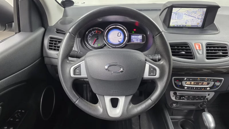 Renault SM3