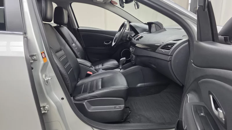 Renault SM3