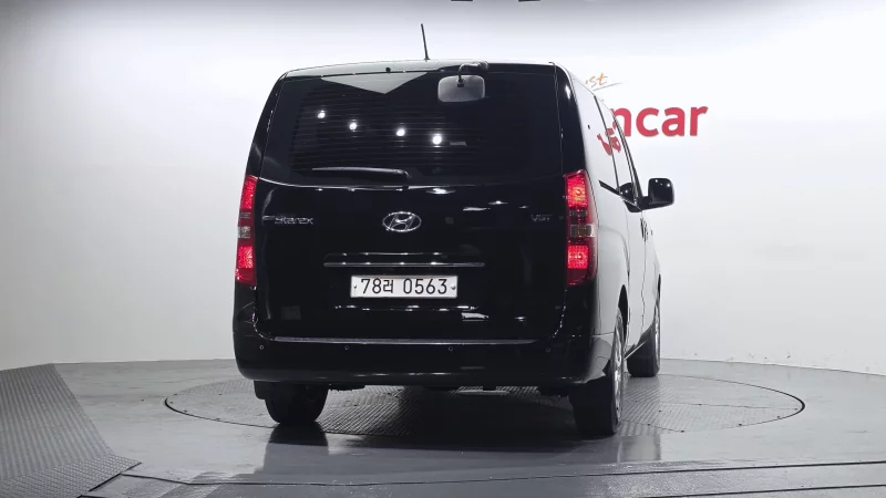 Hyundai Grand Starex