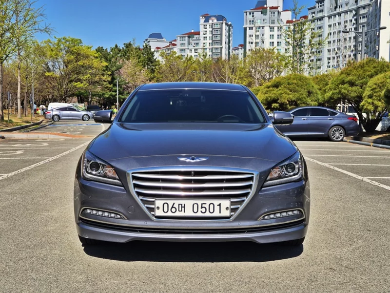 Hyundai Genesis
