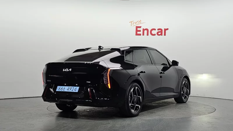 Kia EV4