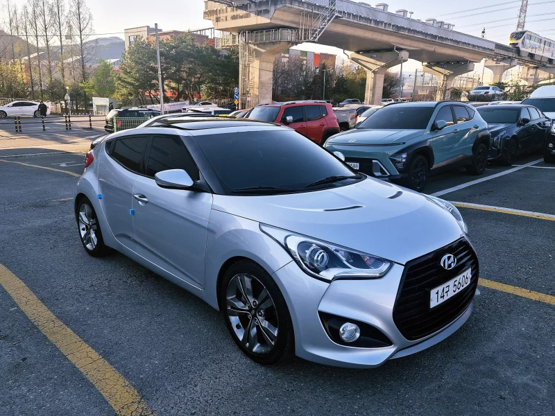 Hyundai Veloster