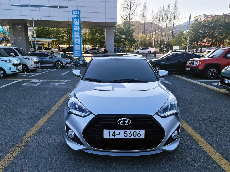Hyundai Veloster