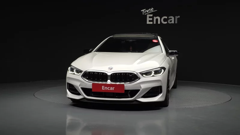 BMW 8-Series