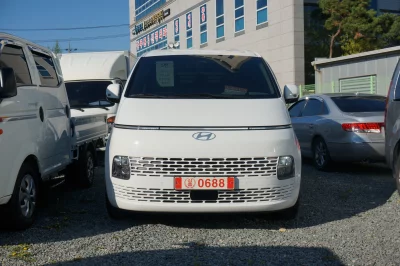 Hyundai Staria