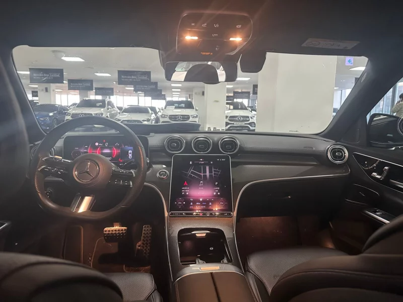 Mercedes-Benz C-Class