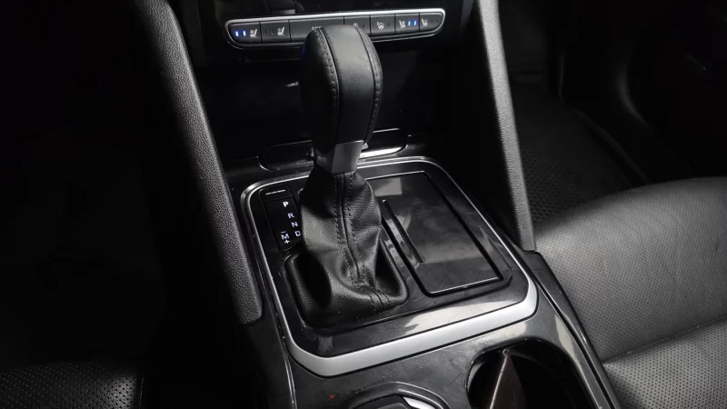Renault SM6