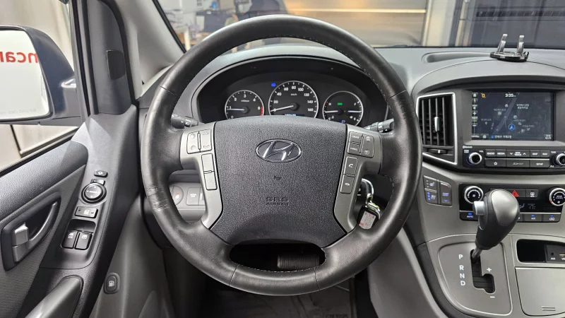 Hyundai Grand Starex