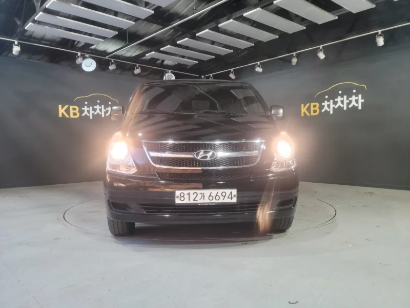 Hyundai Grand Starex