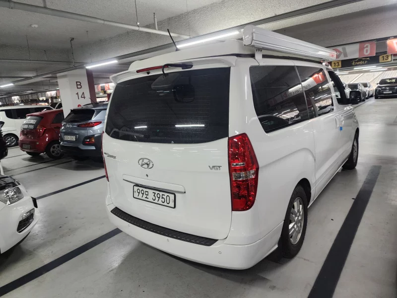 Hyundai Grand Starex