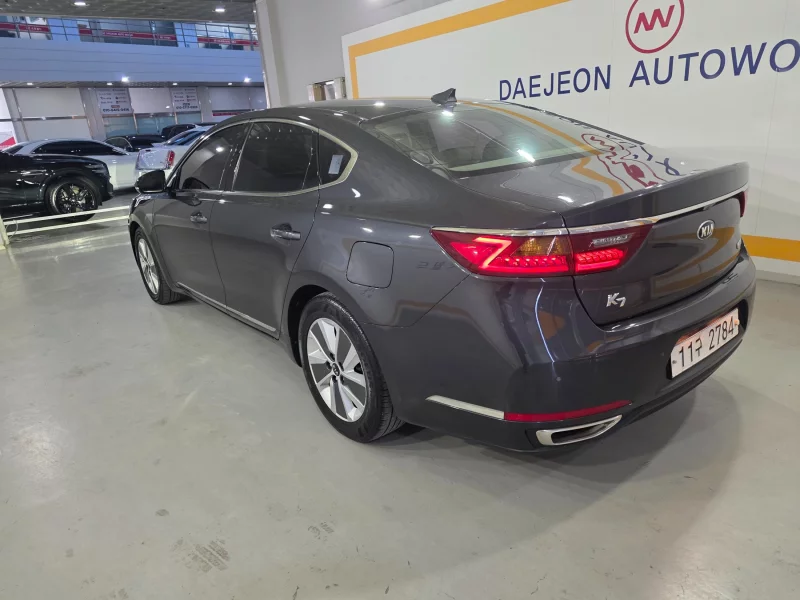 Kia K7