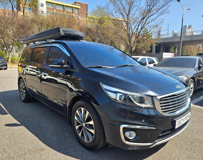 Kia Carnival