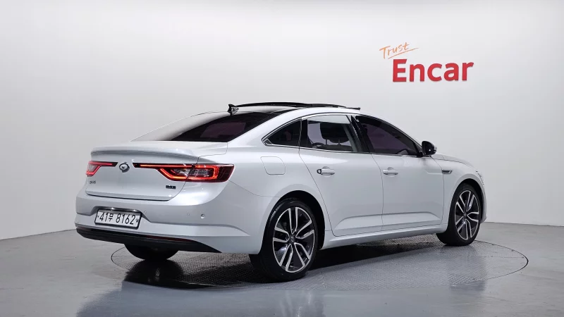 Renault Samsung SM6