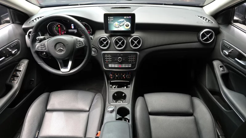 Mercedes-Benz GLA-Class