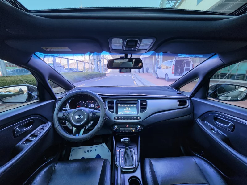 Kia Carens