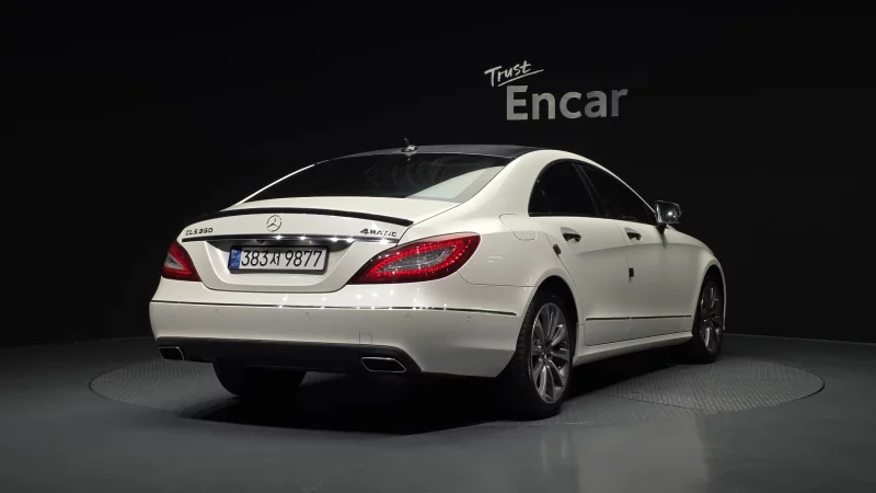 Mercedes-Benz CLS-Class