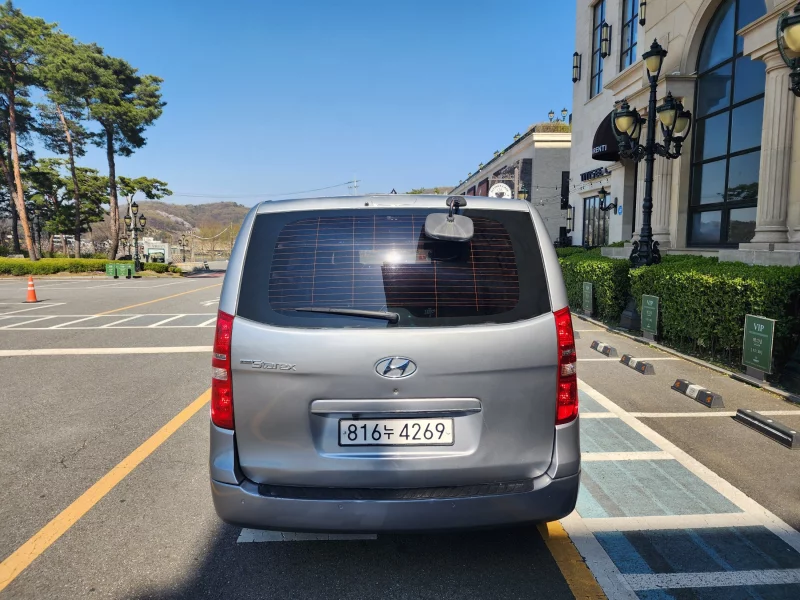 Hyundai Grand Starex
