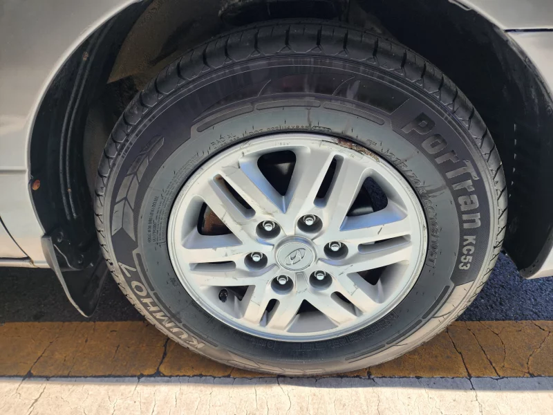 Hyundai Grand Starex