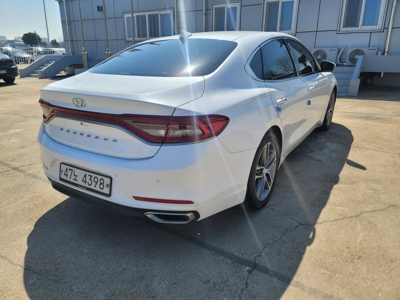 Hyundai Grandeur