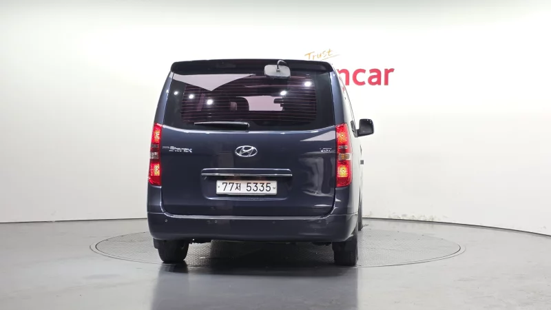 Hyundai Grand Starex