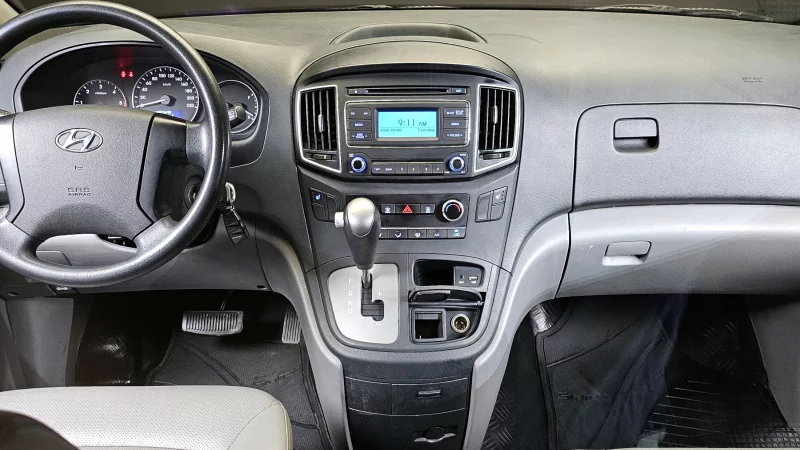 Hyundai Grand Starex