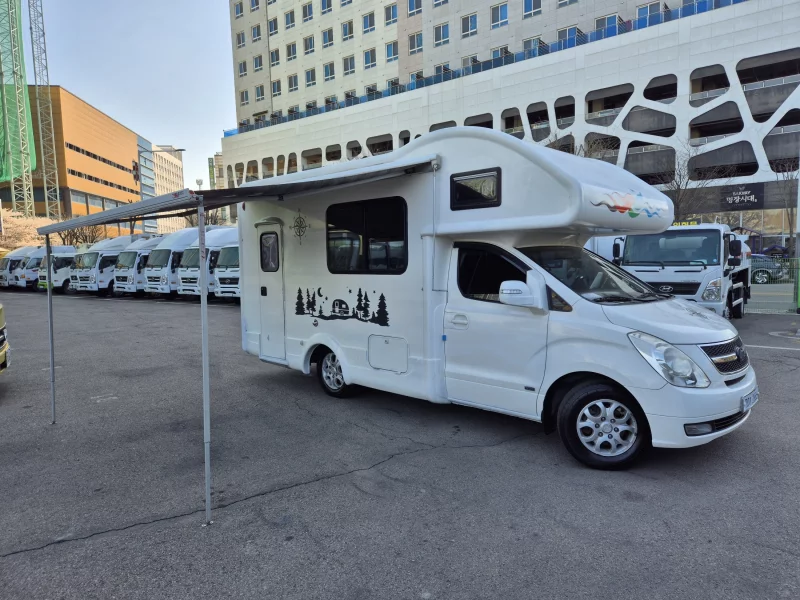 Hyundai Grand Starex