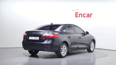 Renault SM3