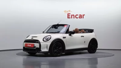 MINI Cooper Convertible