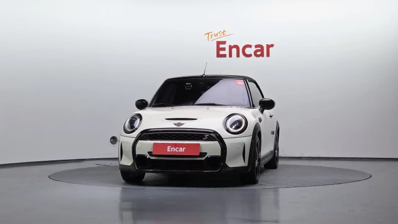 MINI Cooper Convertible