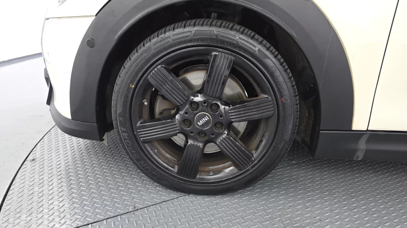 MINI Cooper Convertible