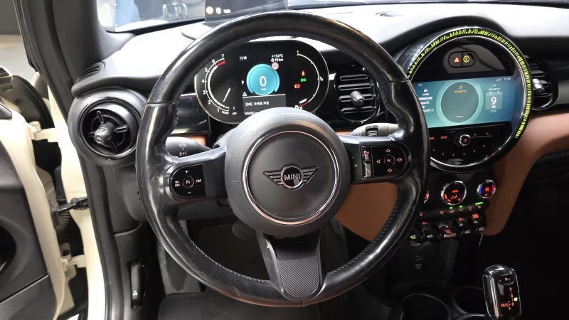 MINI Cooper Convertible