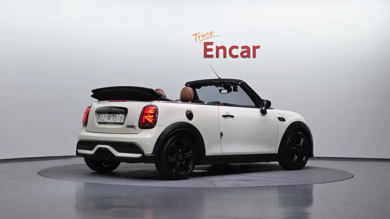 MINI Cooper Convertible