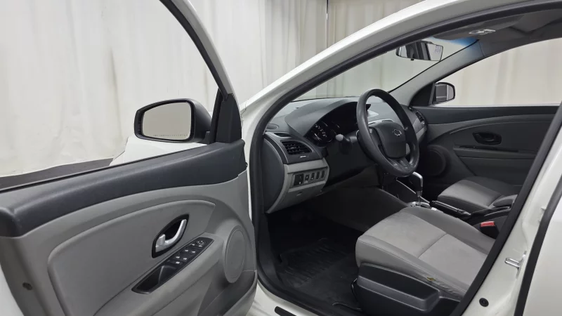 Renault SM3