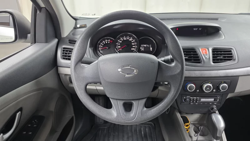 Renault SM3