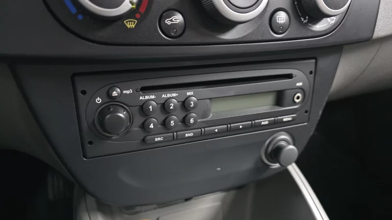 Renault SM3