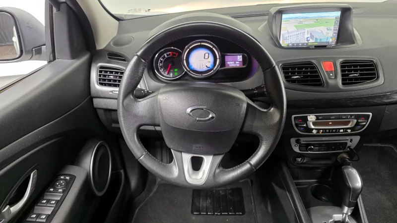 Renault SM3