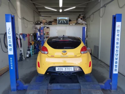 Hyundai Veloster