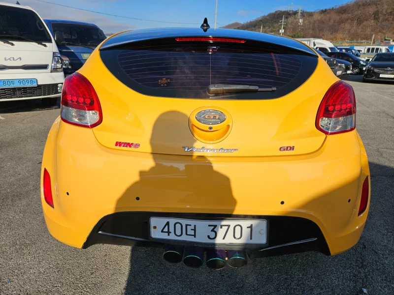 Hyundai Veloster