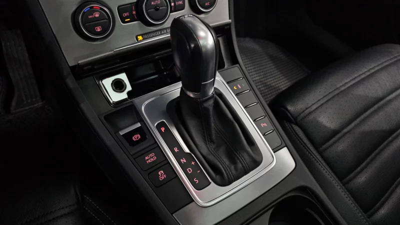 Volkswagen PASSAT CC