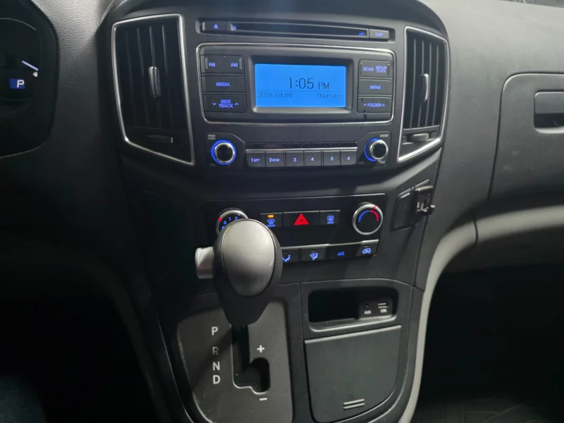 Hyundai Grand Starex