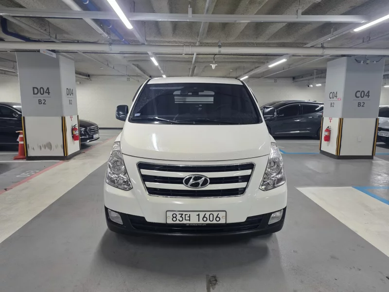 Hyundai Grand Starex