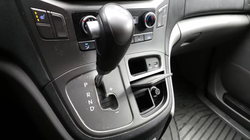 Hyundai Grand Starex