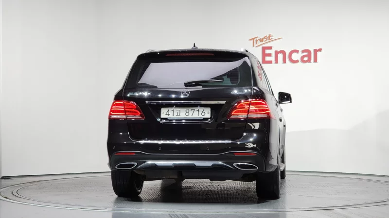 Mercedes-Benz GLE-Class