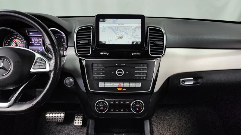 Mercedes-Benz GLE-Class