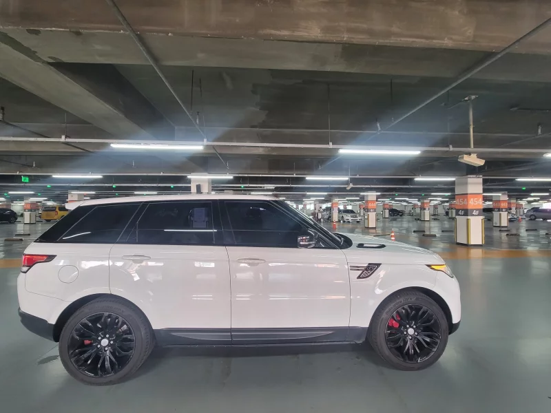 Land Rover Range Rover Sport